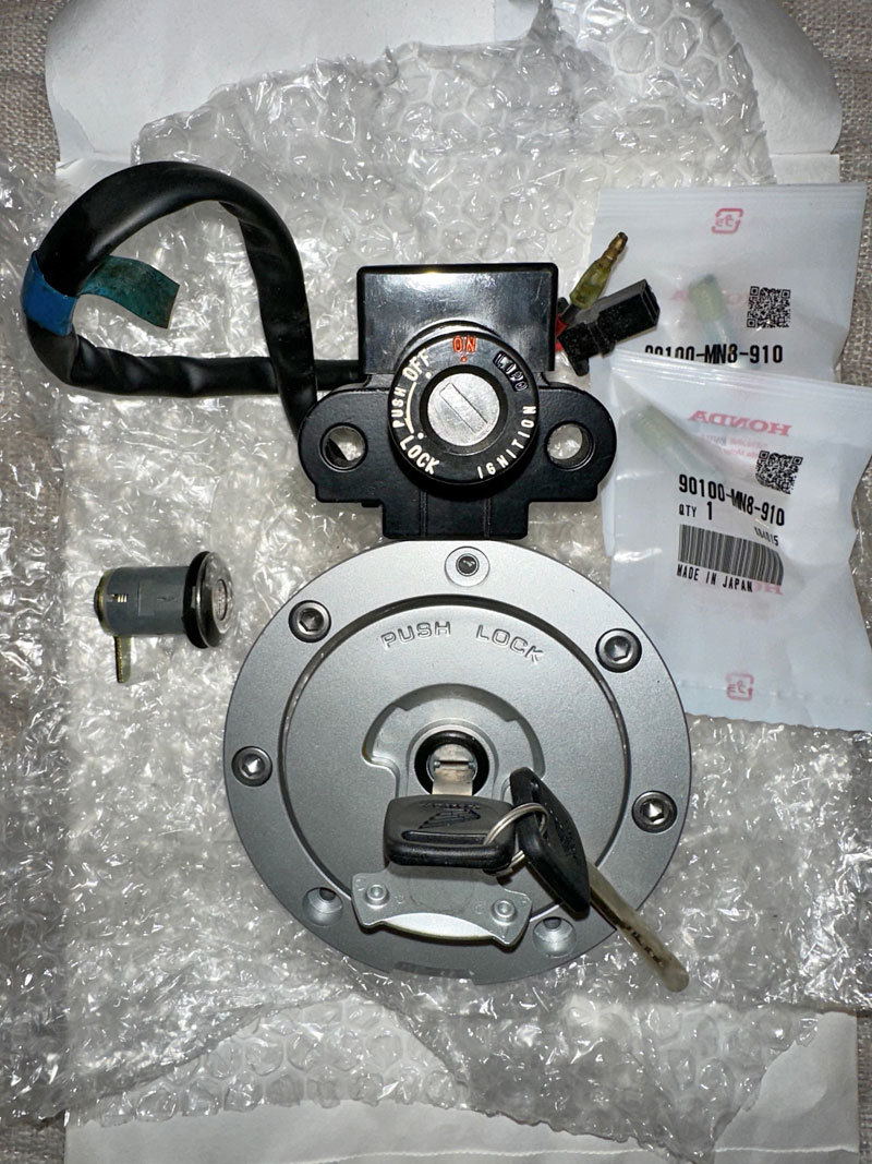 250 キーセット交換 | なおぴよのブログ