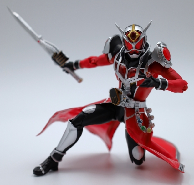 S.H.Figuarts（真骨彫製法） 仮面ライダーウィザード フレイムドラゴン