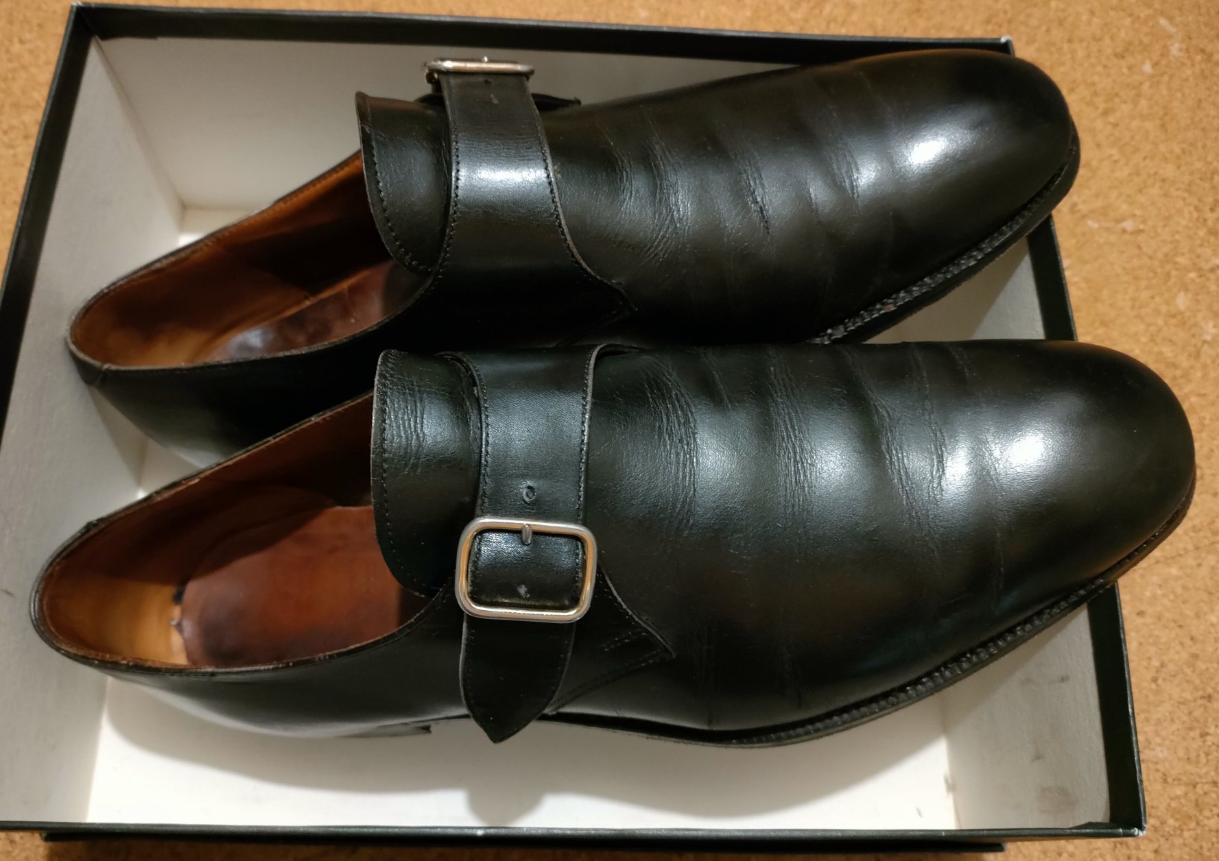 22年間連れ添ったクロケット＆ジョーンズを処分。 | 昔履いたオニツカ