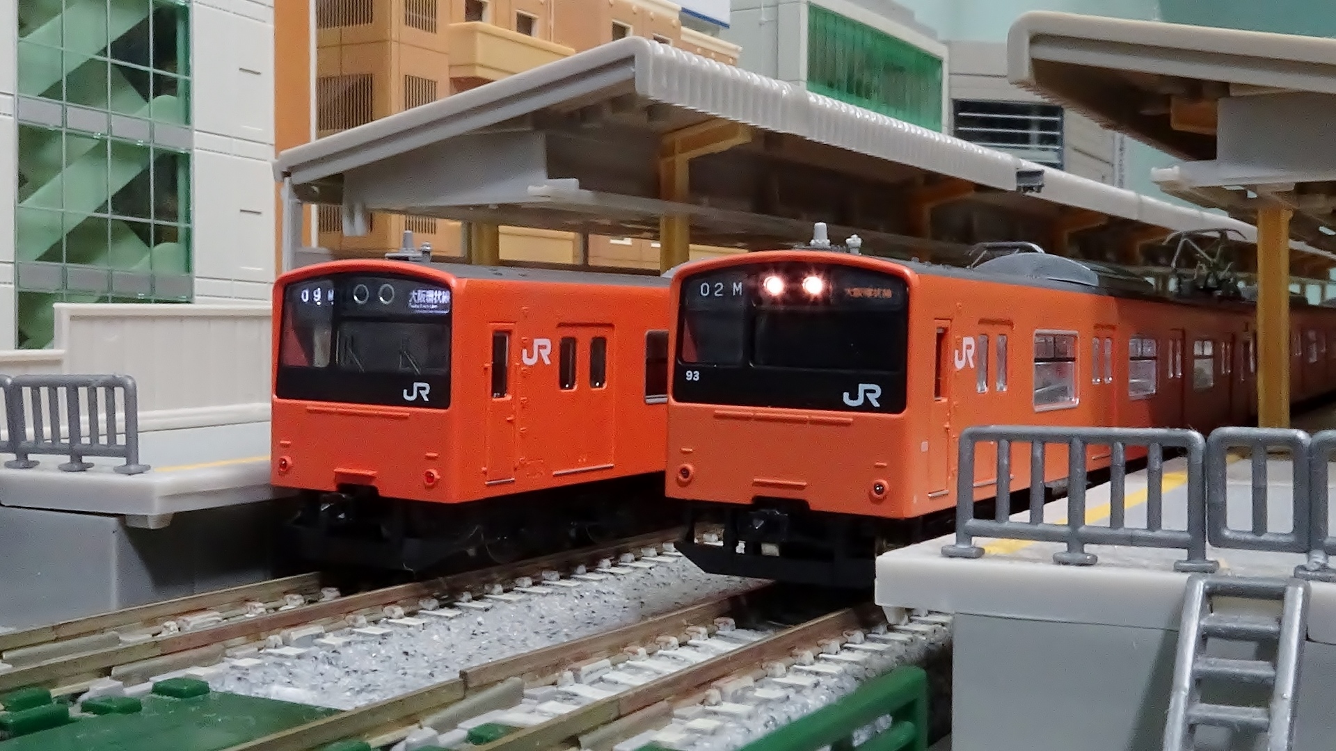 新車入線】JR201系 JR西日本30N更新車 オレンジーGMと比べて