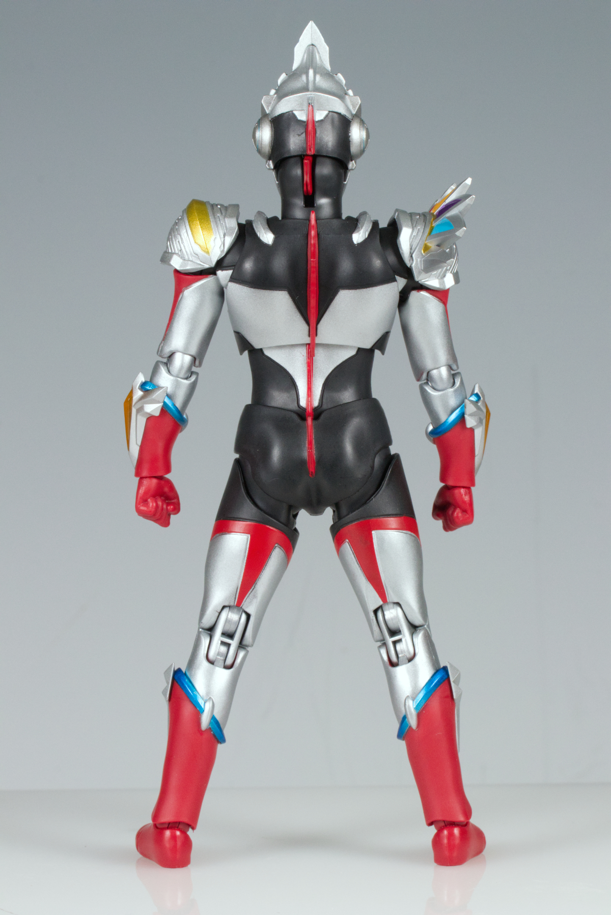 S.H.Figuarts ウルトラマンオーブトリニティ レビュー | ヒーロー