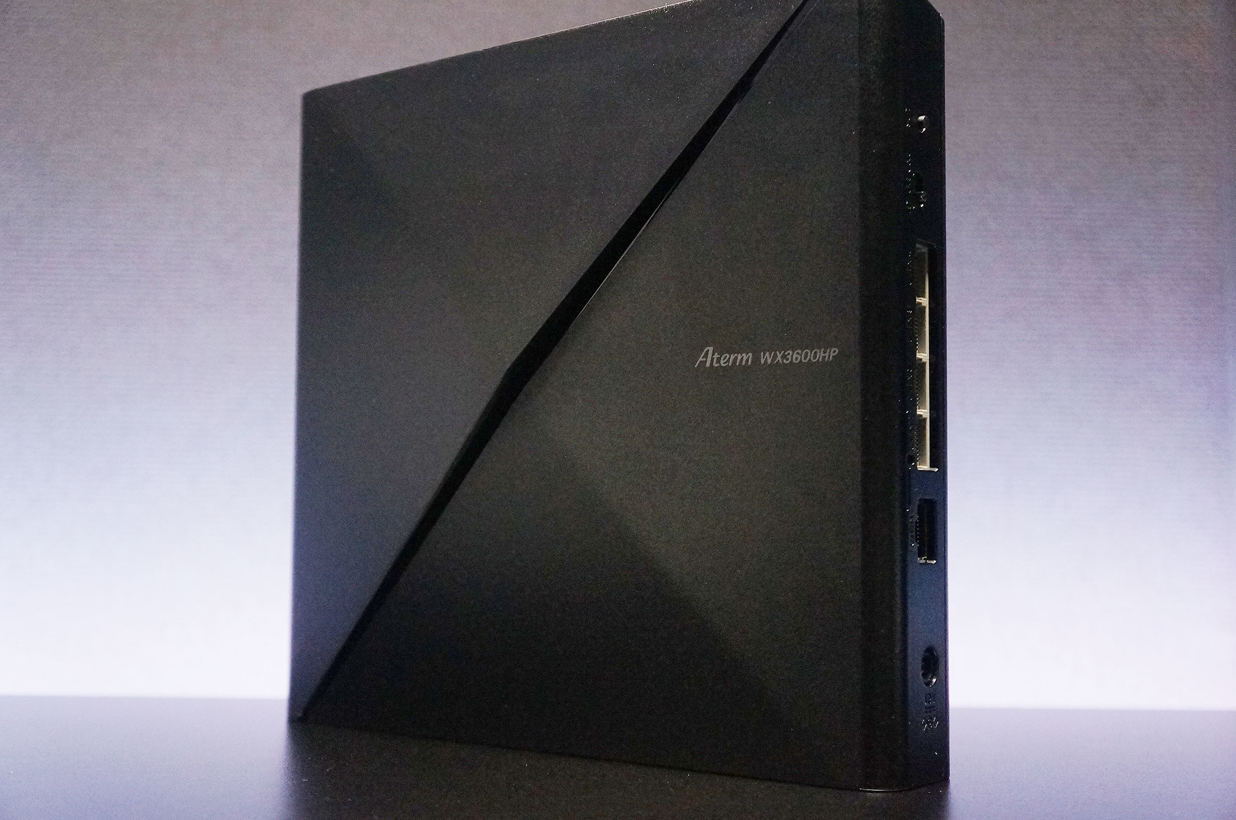 NEC Aterm WX3600HP WiFiルーターのレビュー！8ストリームでWi-Fi6対応