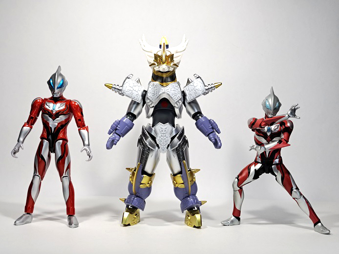 中国限定玩具 「ウルトラ超甲英雄シリーズ ギャラクトロンMk2」を購入