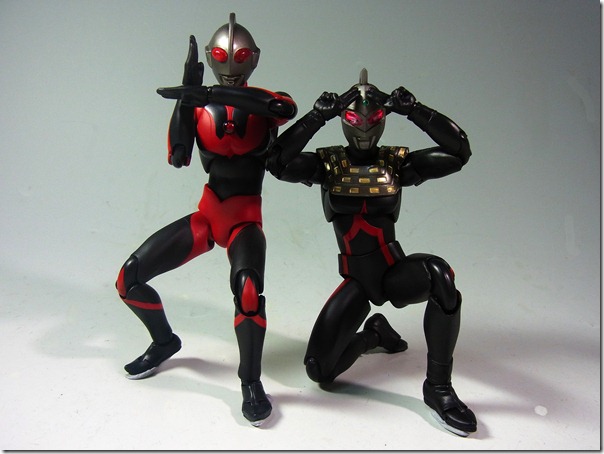 プレミアムバンダイ限定「ULTRA-ACT ウルトラマンダーク（SD