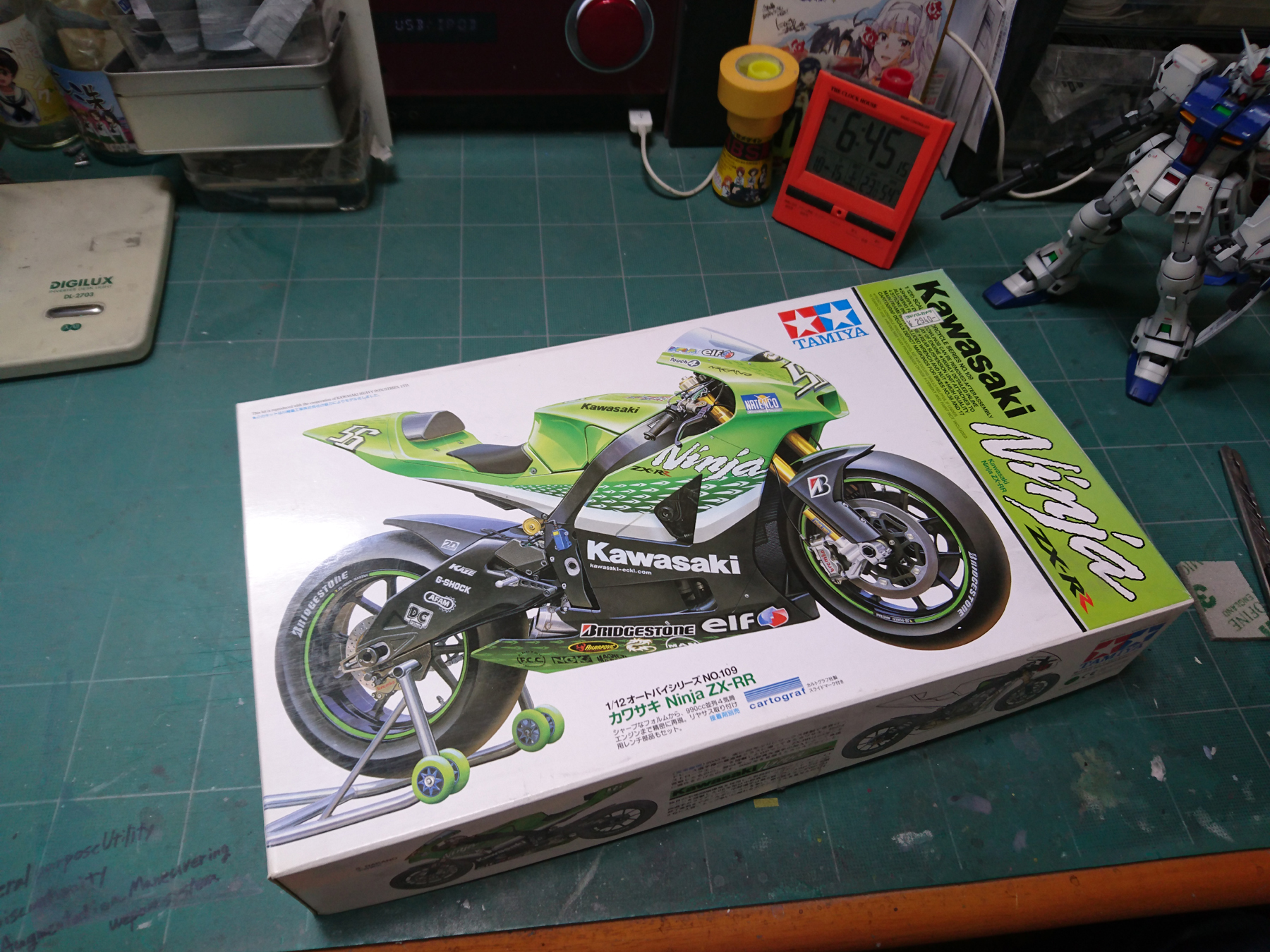 タミヤ】【額装済】パーツパネル カワサキ 06 Ninja ZX-RR