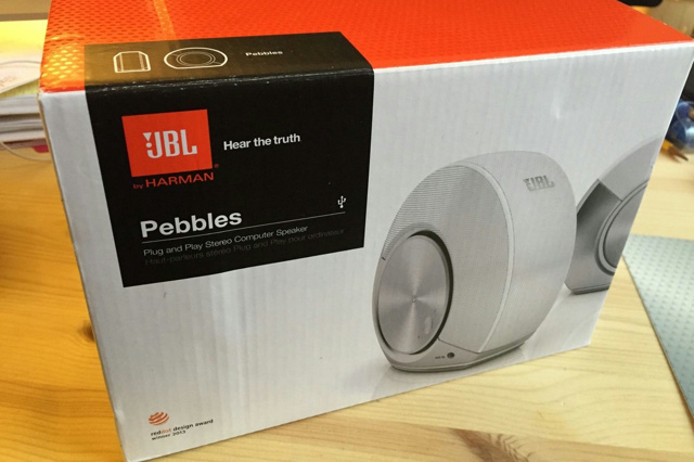 人気USBスピーカー『JBL PEBBLES』のシルバーモデル | ヲチモノ