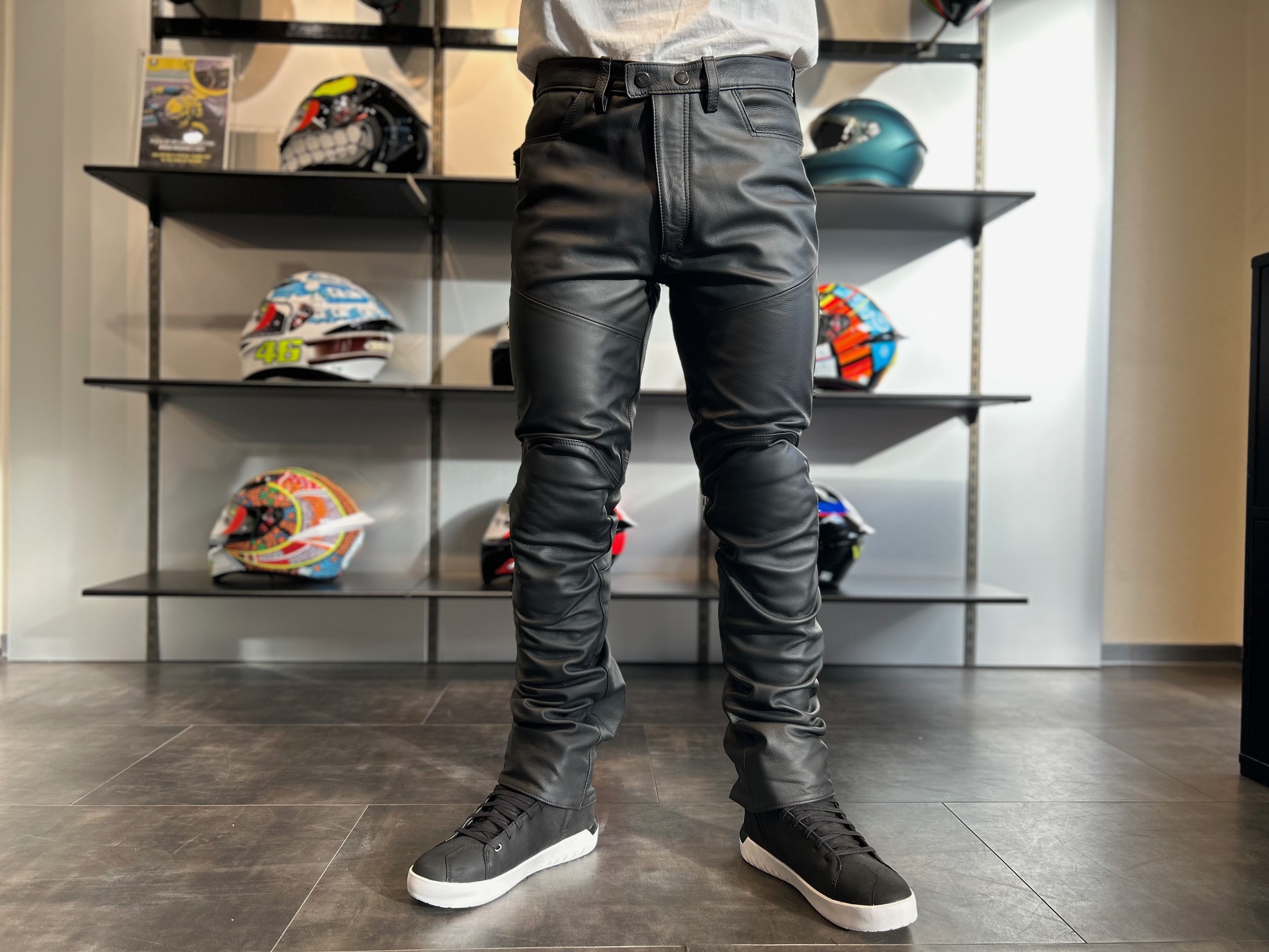 高い安全性と豊富なバリエーションでカジュアルなパンツコレクション