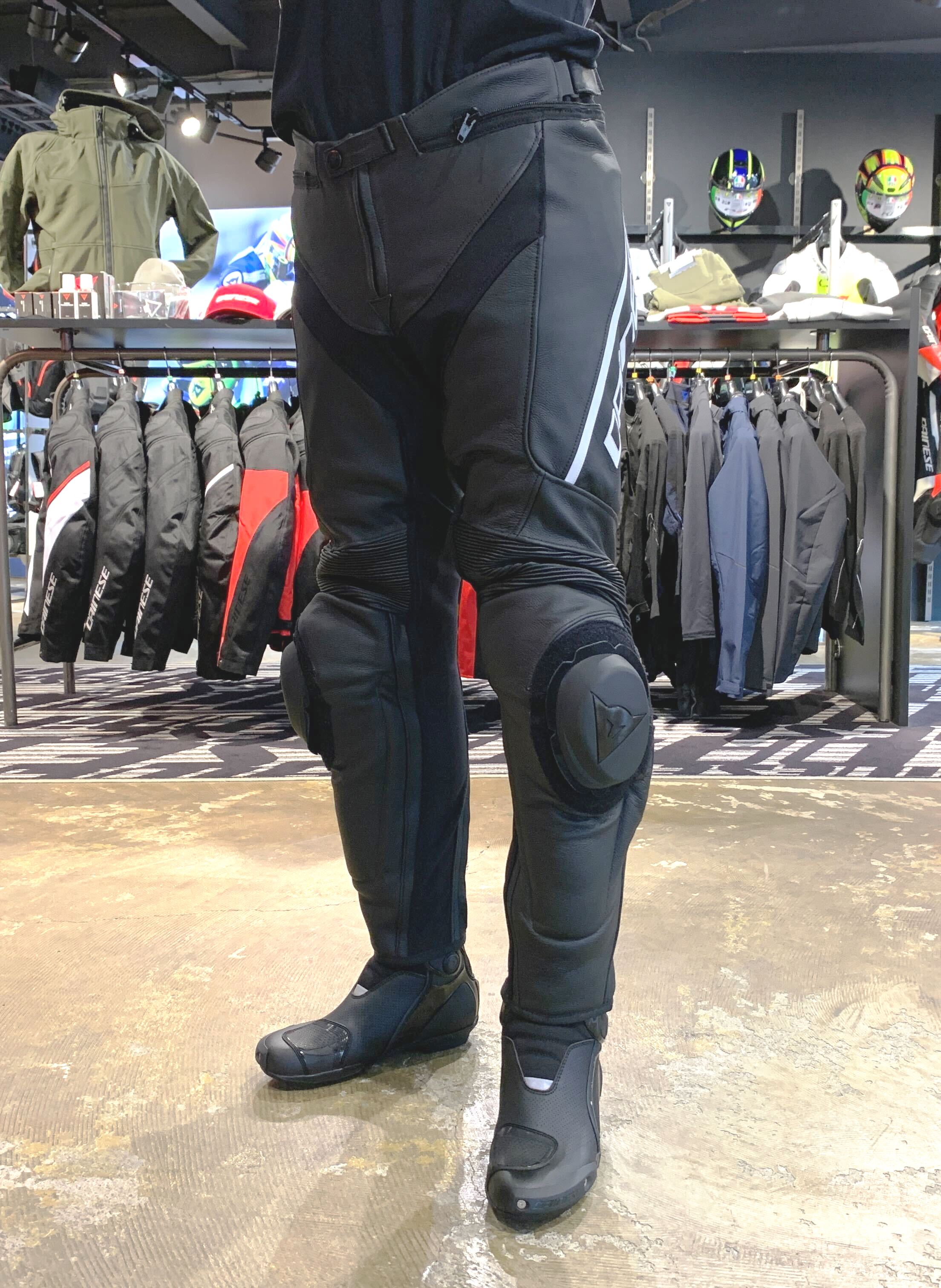 これからの季節、スポーツバイクにお乗りの皆様にオススメのアイテム