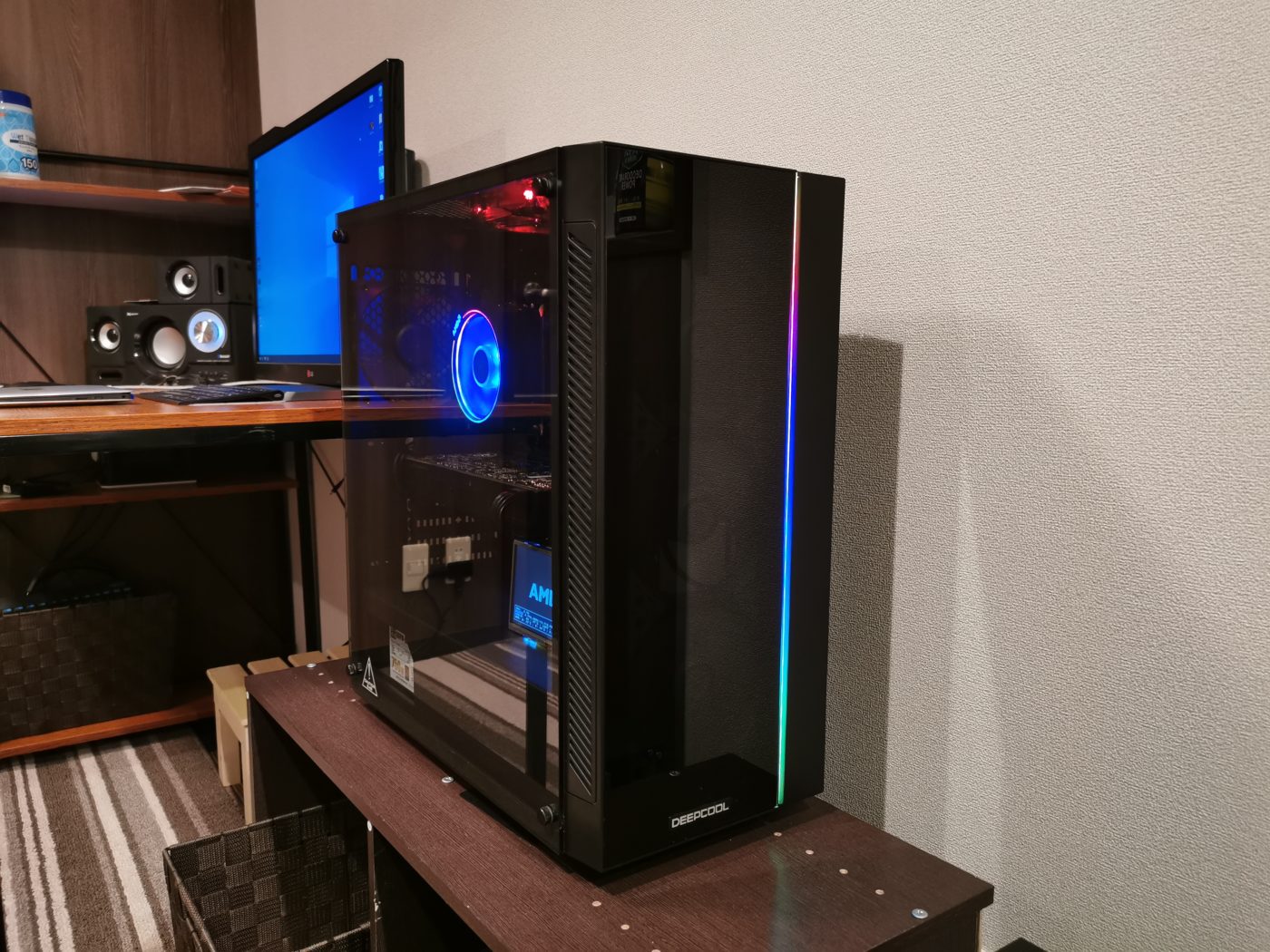 Ryzen 7 3700X』で自作PCを組んでみた：液晶内蔵で状態表示可