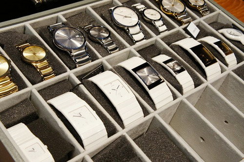 今日のRADO（ラドー）はCeramica（セラミカ）とSintra（シントラ