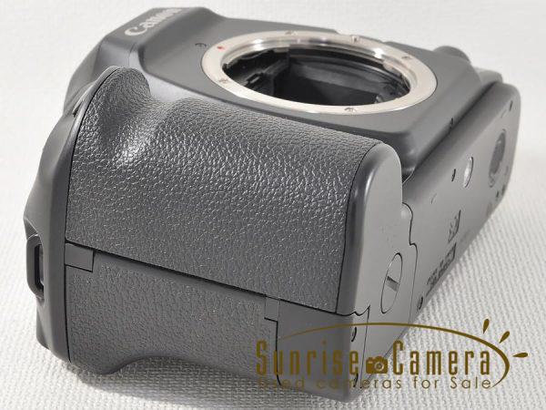 Canon（キヤノン）EOS 3／フラッグシップの高性能を先取りした軽快なAF