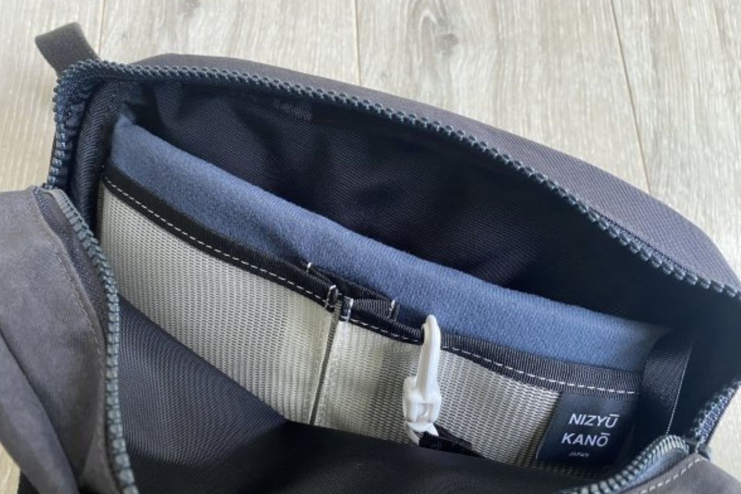 Siesta Blog | 【オンラインショップ】NIZYU KANO 大人気ボディバッグ