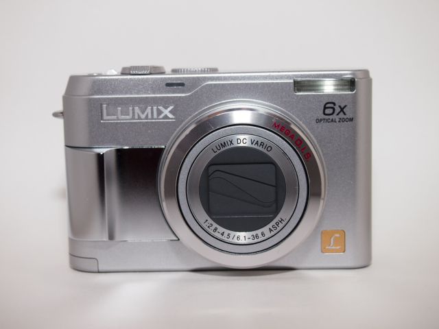 書き溜め space: Panasonic LUMIX DMC-LZ2