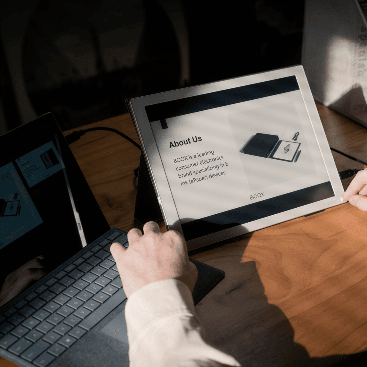 実用レベルの13.3インチE Inkモニター「BOOX Mira」発売。25.3インチの