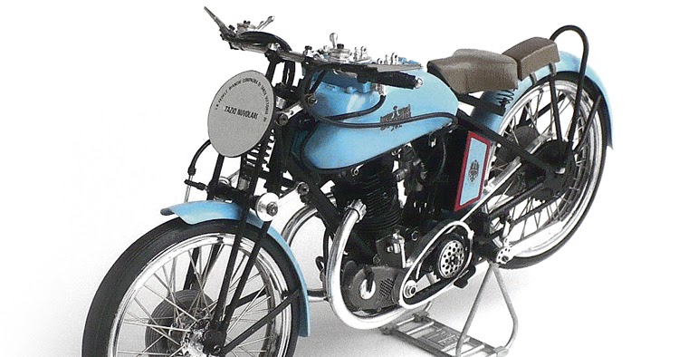 Bianchi Freccia Celeste 350cc イタリア プラモデル Bianchi Freccia