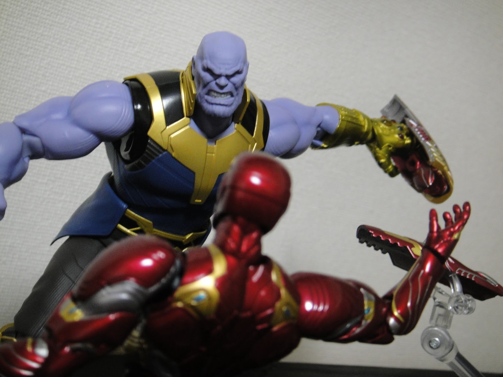 アベンジャーズ：インフィニティ・ウォー アイアンマンVSサノス