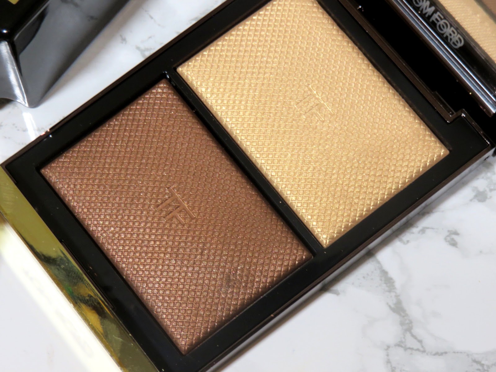 Review | Tom Ford Skin Illuminating Powder Duo in Flicker | Pretty