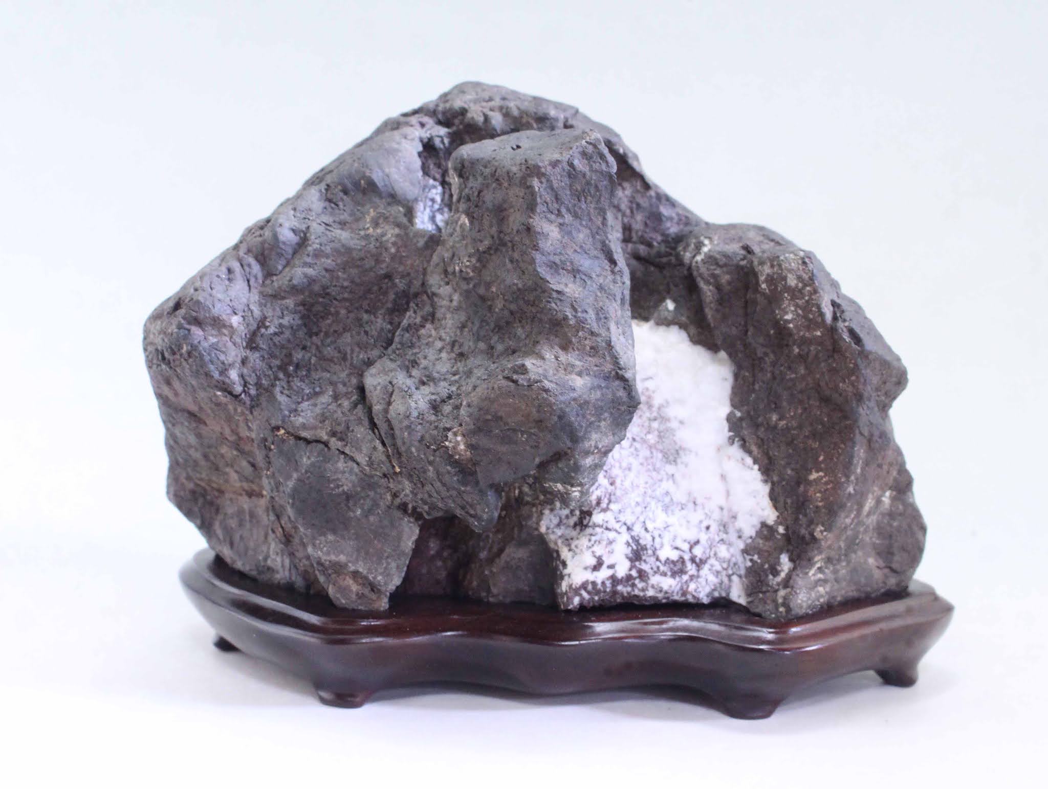 盆栽徒然草: 貴船滝石の鑑賞