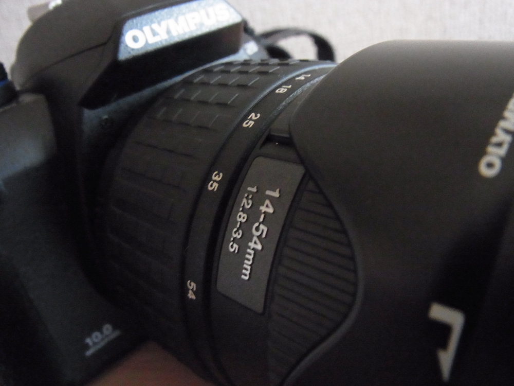 OLYMPUS ZUIKO DIGITAL 14-54mm F2.8-3.5 購入 - 時間のコルクボード