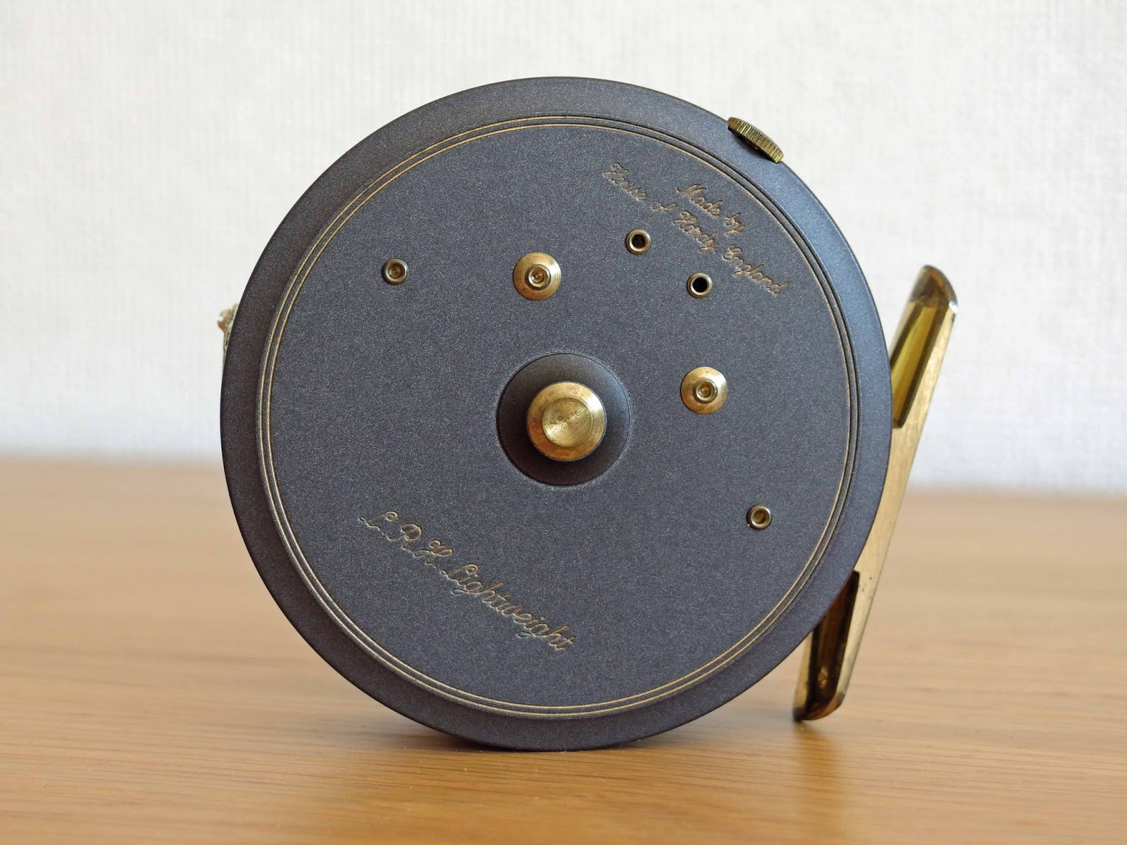 フライロッド探究者: Hardy L.R.H. Lightweight（その2）Golden