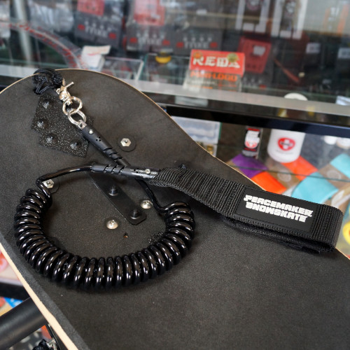 ピースメーカースノースケートのリーシュコード入荷 / 特典ライザー