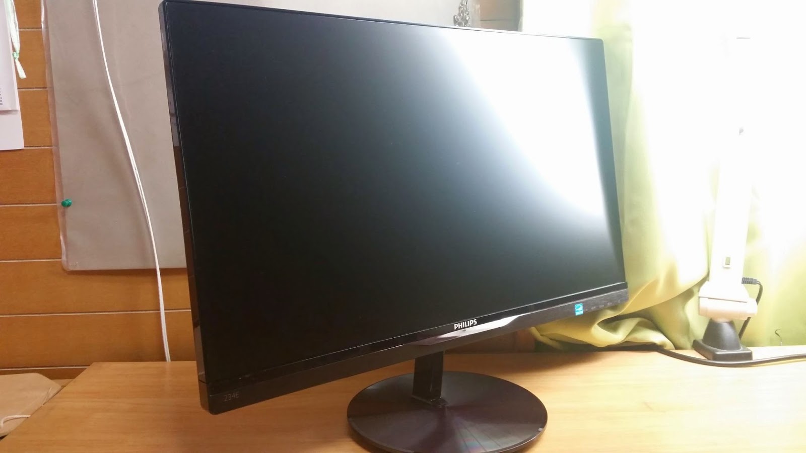 PHILIPS 234E5QHSB/11を購入したのでレビューしてみました。|もふん