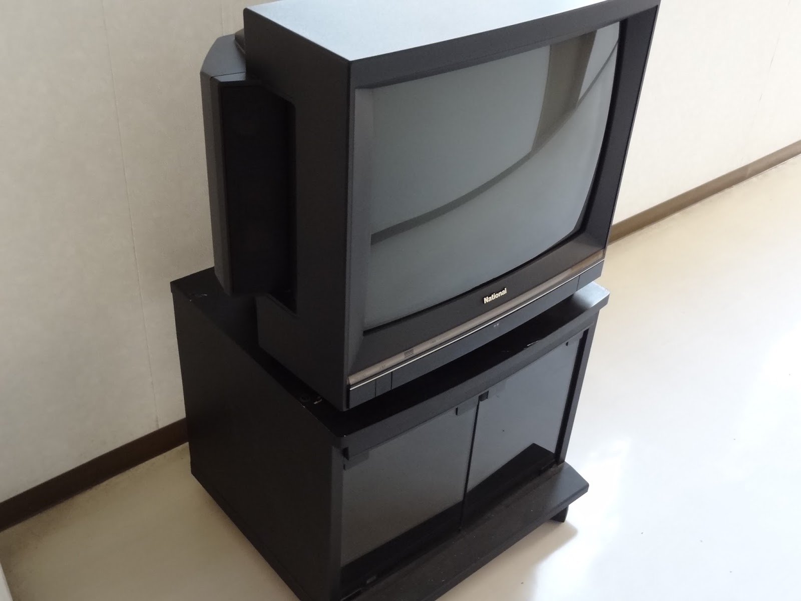 狂乱Nonaha日記: National ブラウン管テレビ αArt