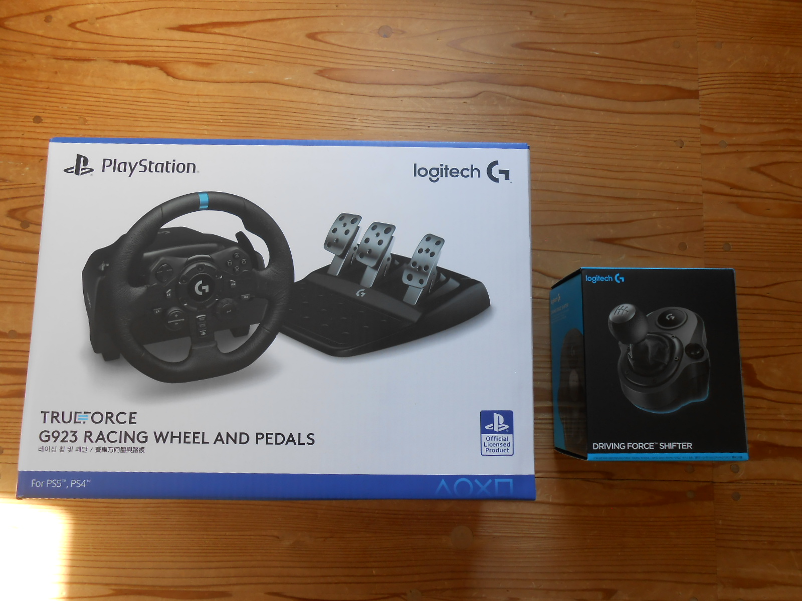 G923＆シフターセット（並行輸入）を購入！ずれるのでゴムシートで机に