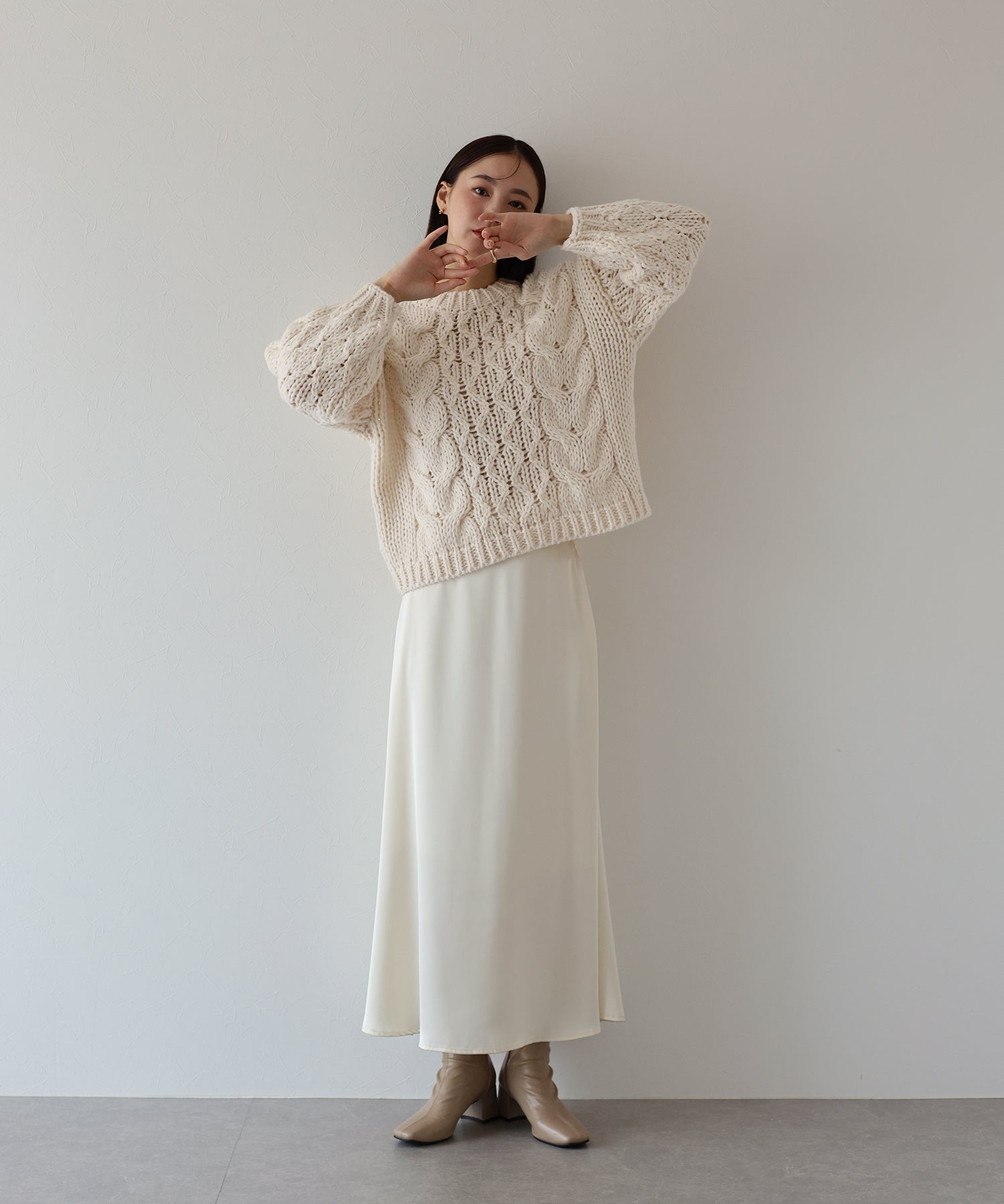 SALE】ローゲージボリュームケーブルニット[J by blue] – BLUE ONLINE