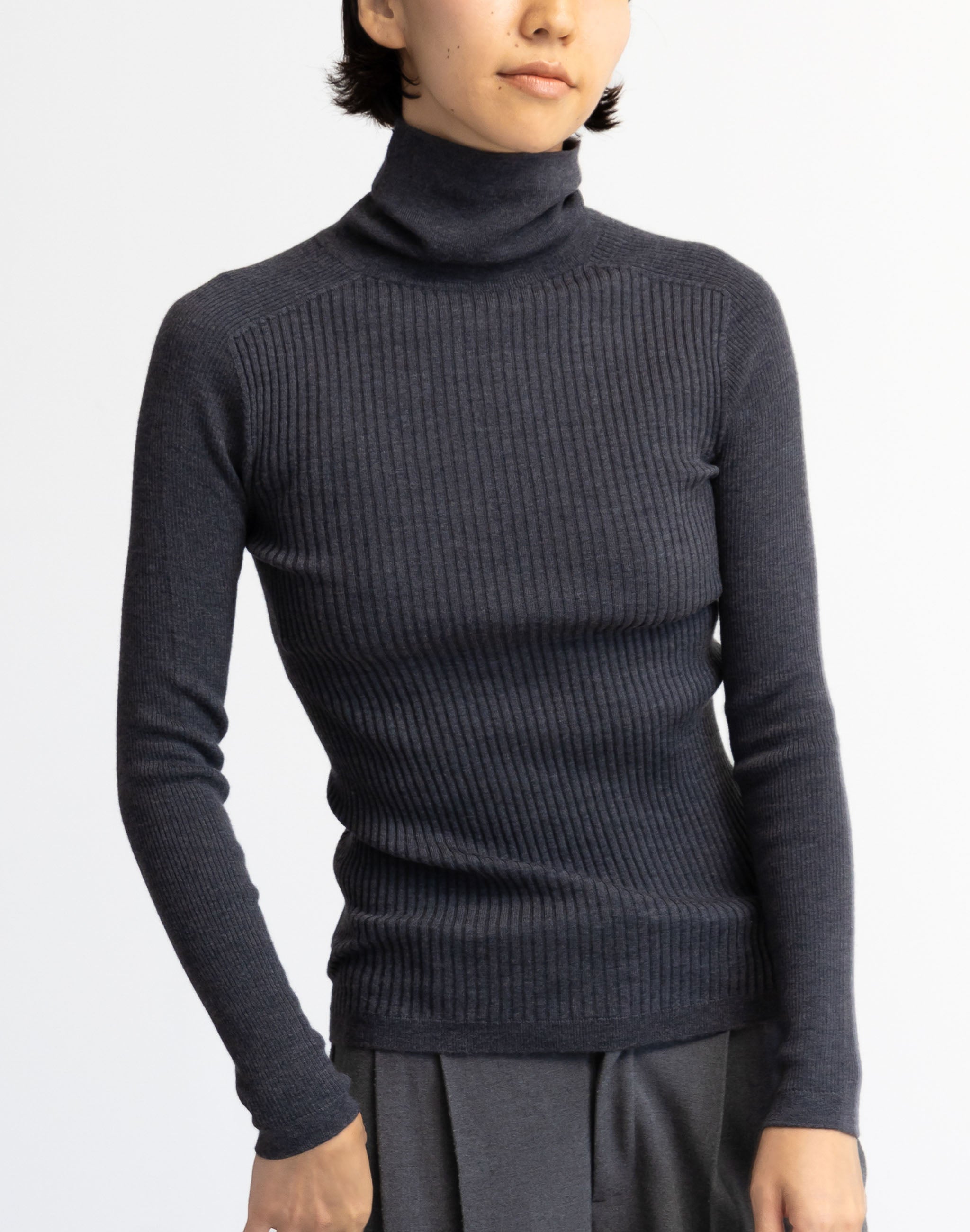 リブタートルネックプルオーバー KURUMIFACTORY 日本製 ホール