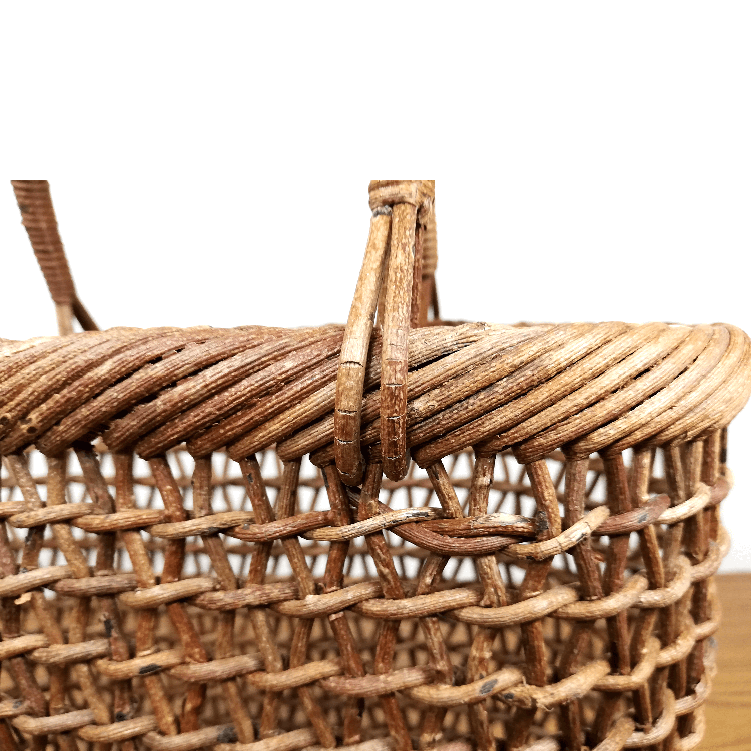 あけび-かごバッグ｜こだし編み｜小サイズ｜小判底｜青森県のあけび