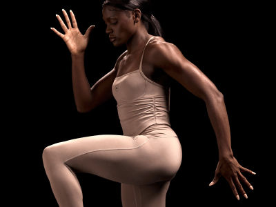 アディダス バイ ステラ マッカートニー【アディダス公式】