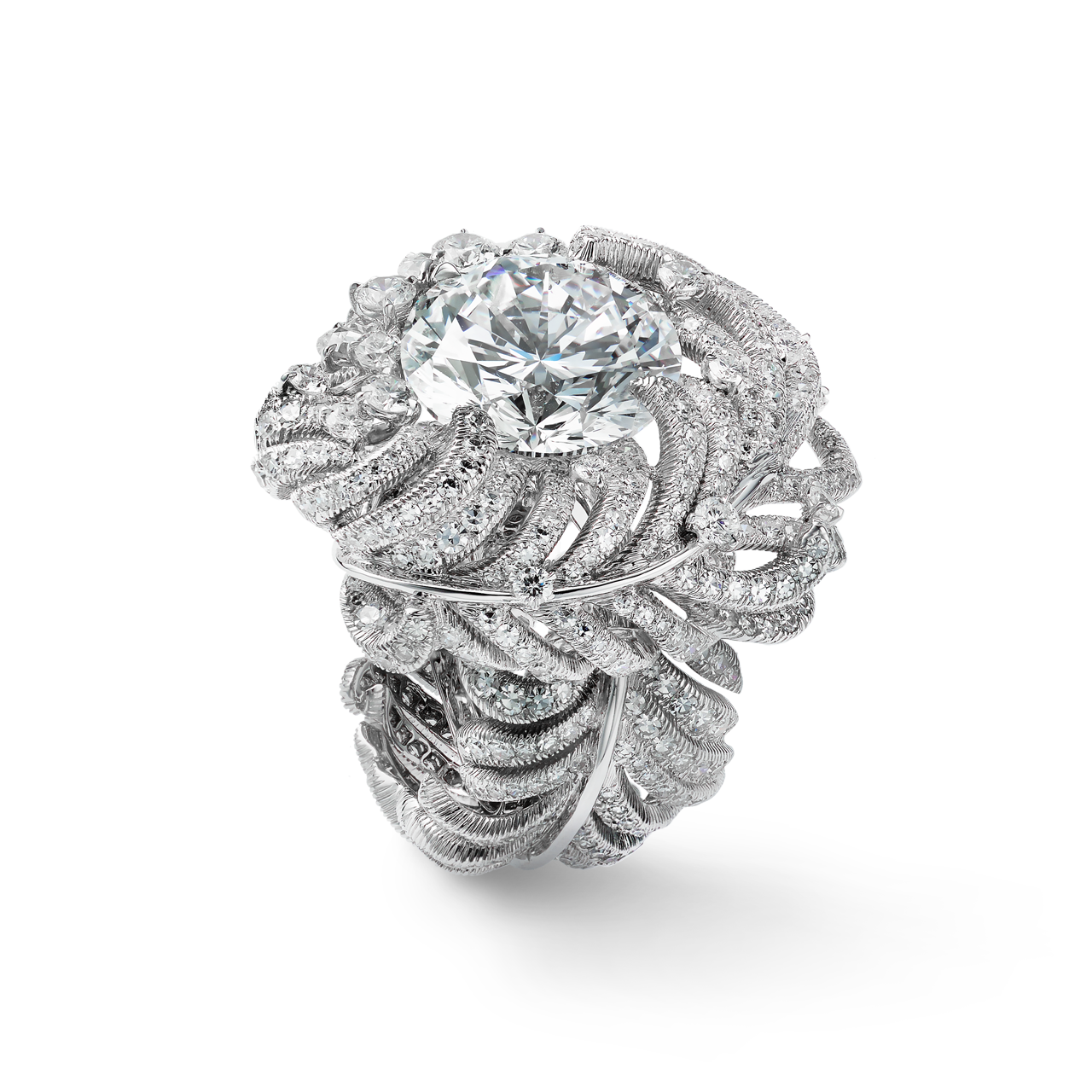 羽根をモチーフにしたミキモト（Mikimoto）の新作ハイジュエリー