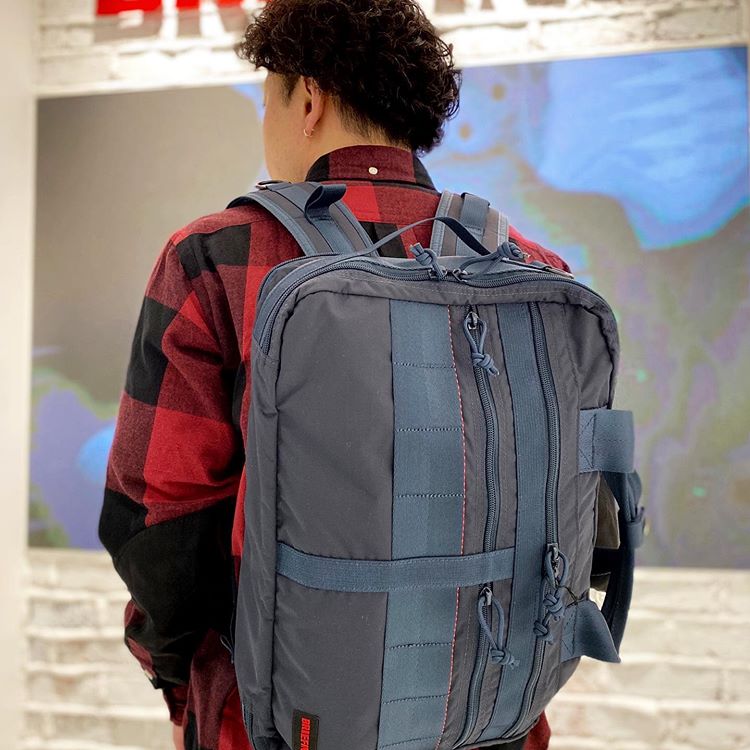 イチオシモデル！現代のライフスタイルに合う薄マチ仕様の3WAYバッグ