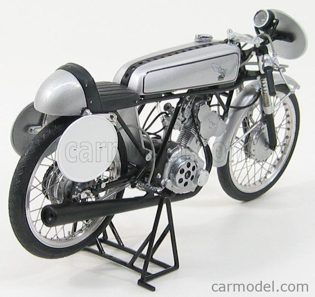 エブロ 1/10 ホンダCR110 カブレーシング 1962