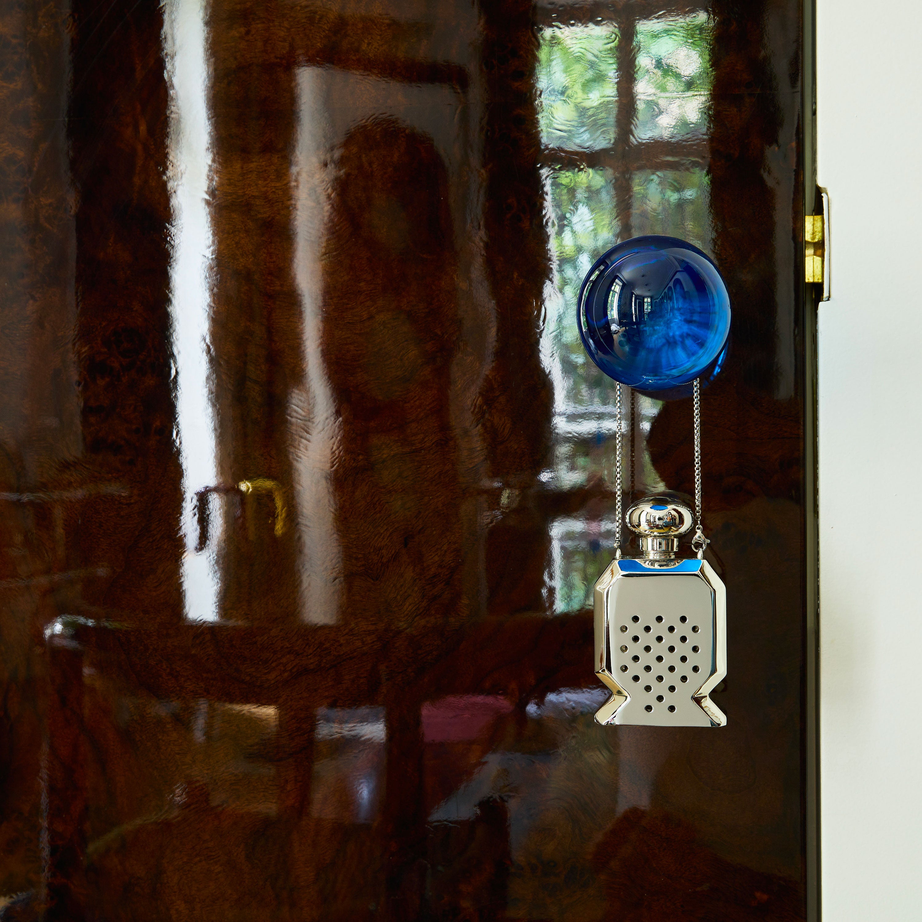 ボワット・メタリック・オドリフェラン – Officine Universelle Buly