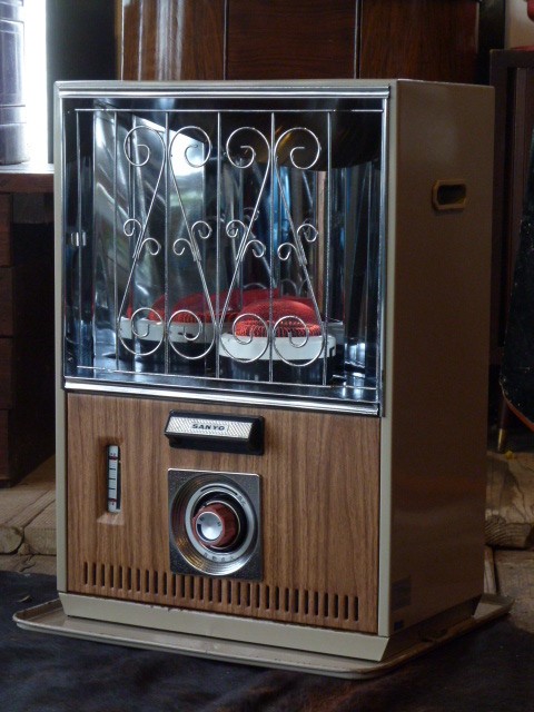 三洋電機株式会社，OHR-G25型石油ストーブ 芯上下式放射型 1970年 芯