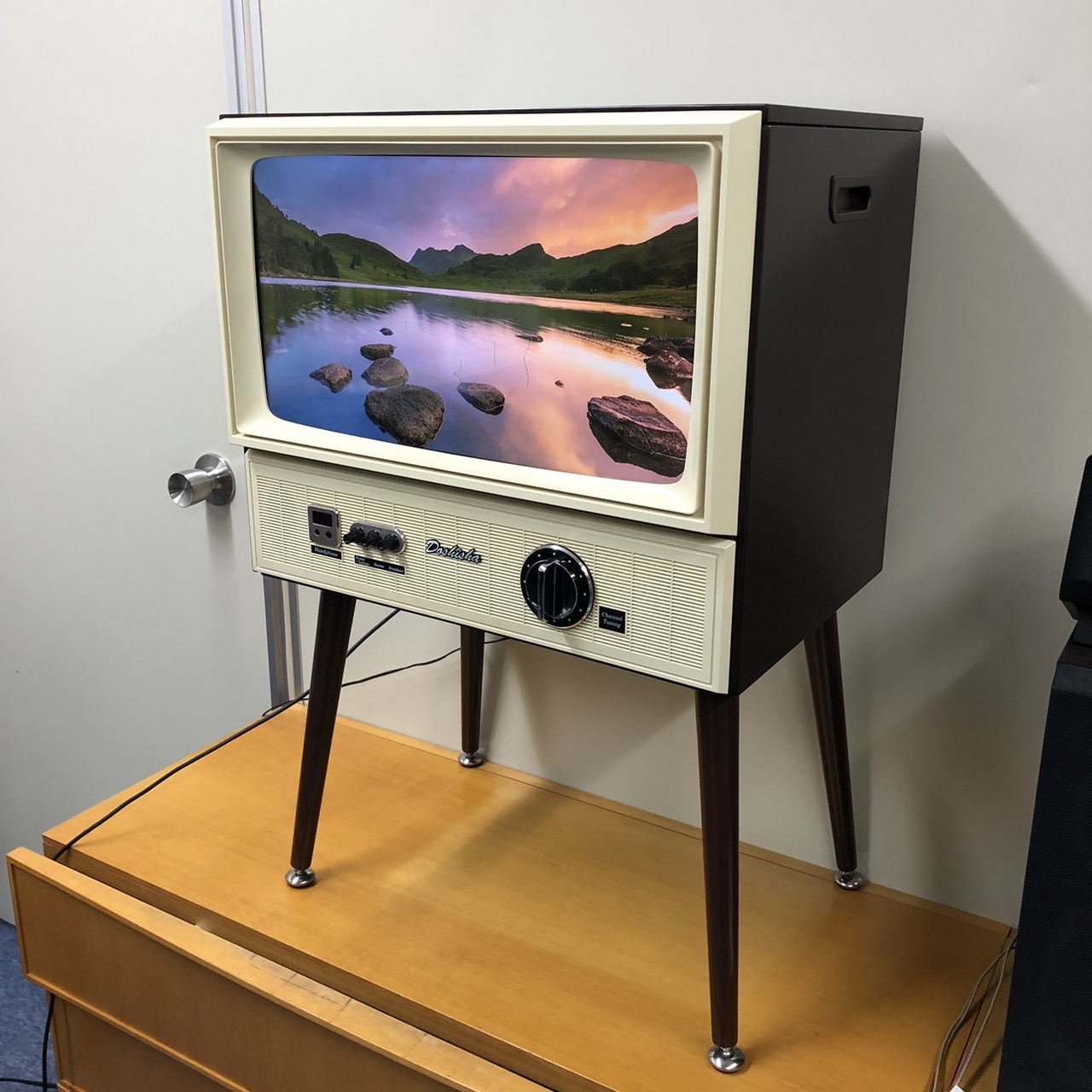 ドウシシャ VT203-BR 20型 レトロ液晶テレビ 昭和レトロ テレビ - 静岡