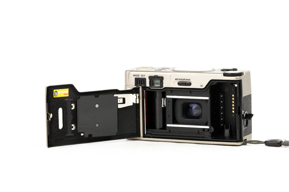 Nikon 35TI – BuyMoreFilm