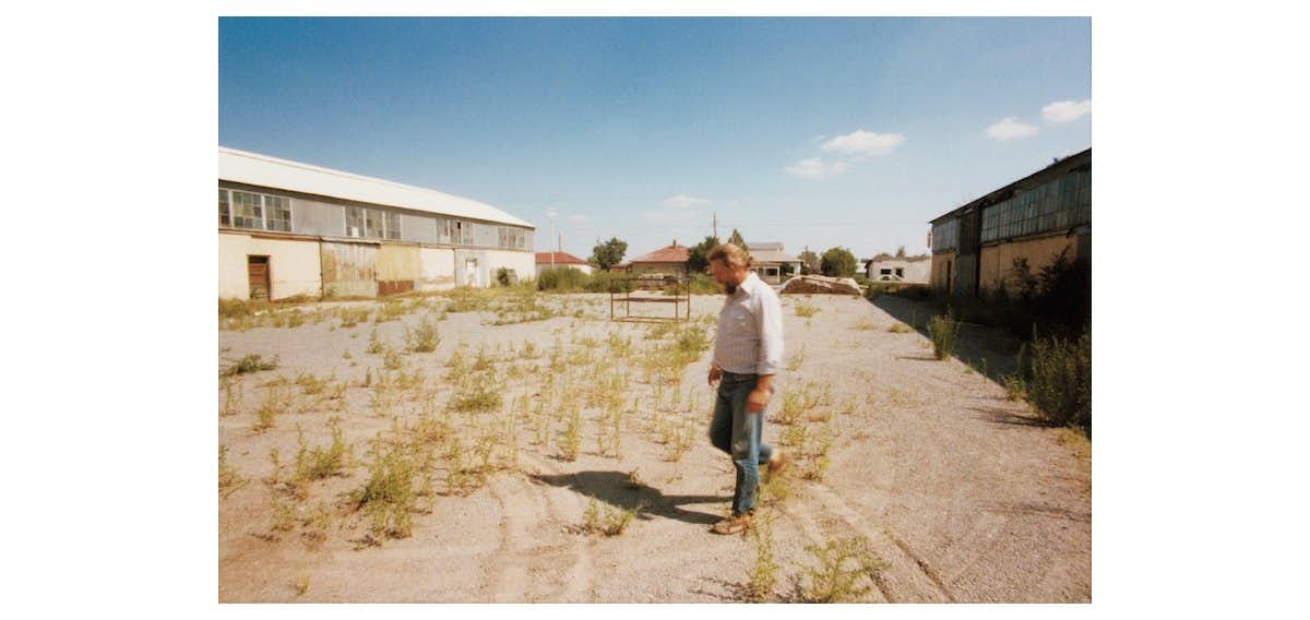 ジャッド｜マーファ展（ワタリウム美術館）｜美術手帖