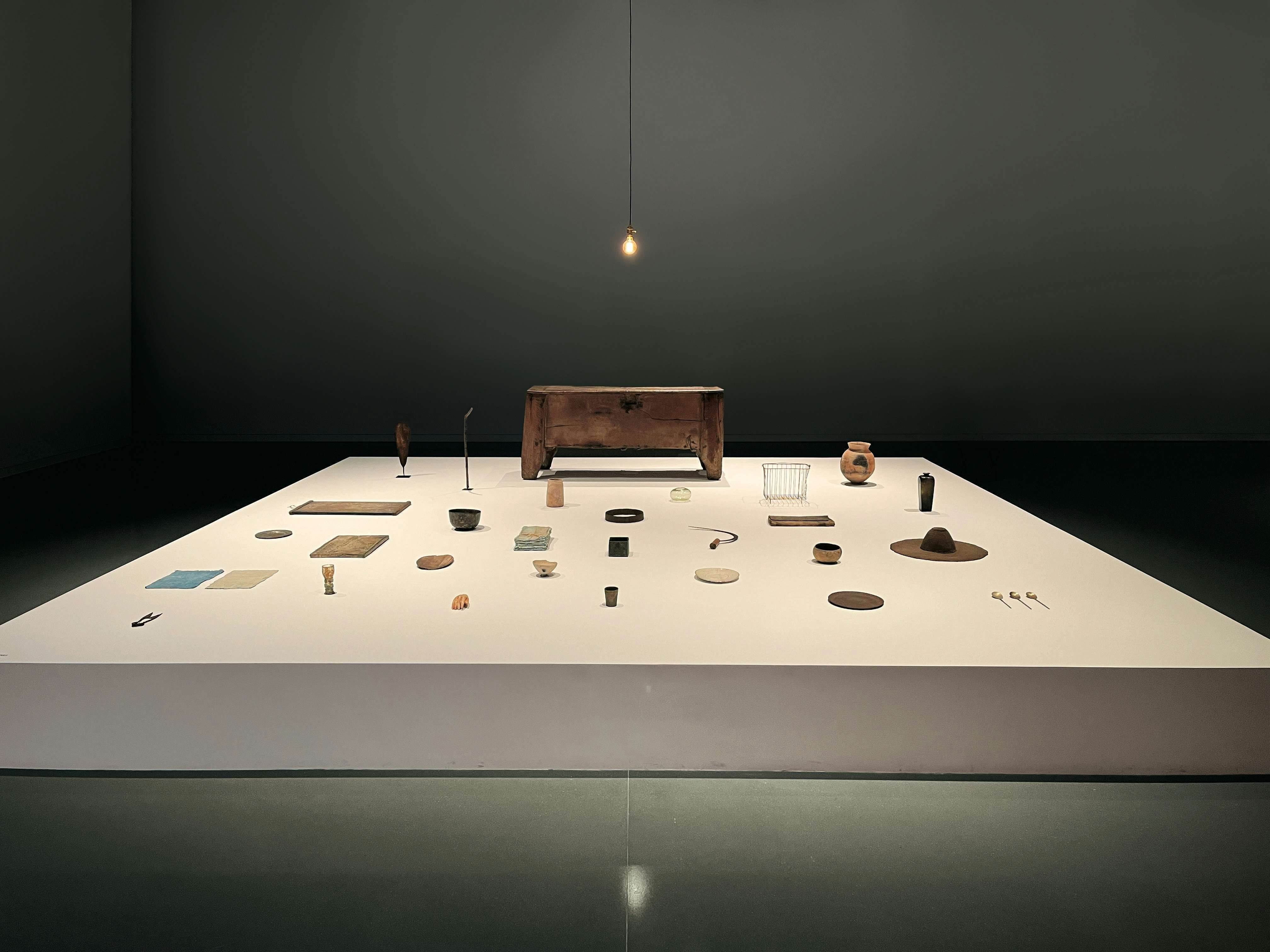 魔法が解けた品々に、もう一度魔法をかける。青柳龍太が語る「古道具