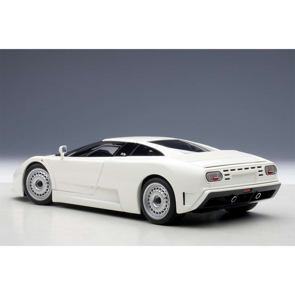 オートアートブガッティ EB 110 GT ホワイト1:18 Amazon | AUTOart 1