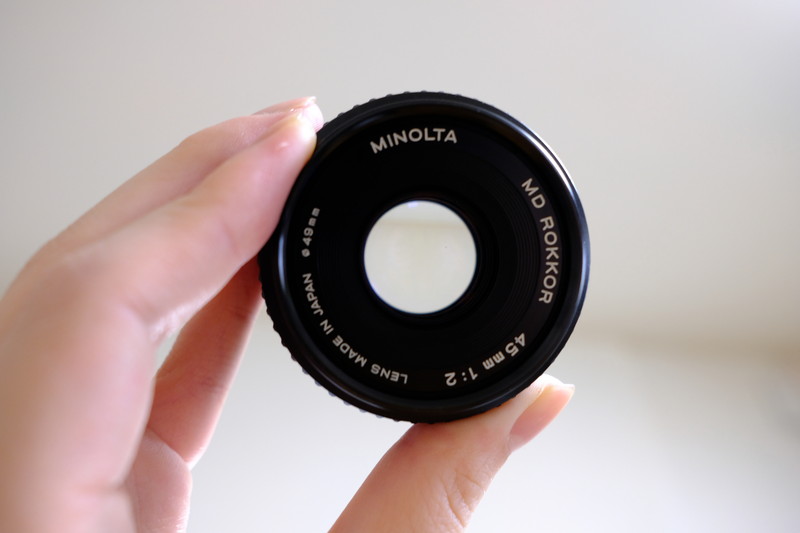 ミノルタのパンケーキレンズ「MD ROKKOR 45mm F2」 – カメトリ