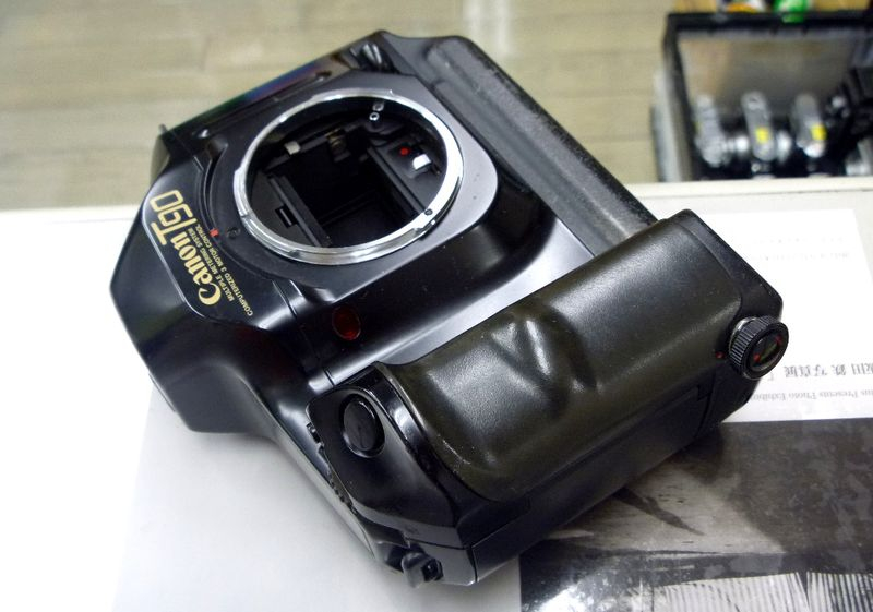 我楽多屋(中古カメラアクセサリーとジャンクカメラ): キヤノンT90の