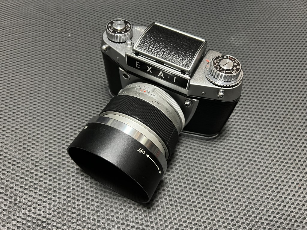 EXA1が可愛すぎる！ウェストレベルファインダー・デビューは君に決めた