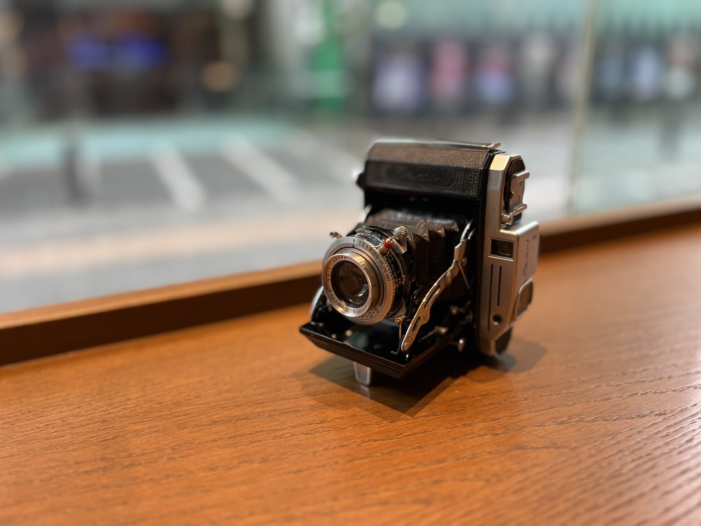 蛇腹カメラ』デビューは距離計付きで。小西六 PearlⅡ（パール2）との