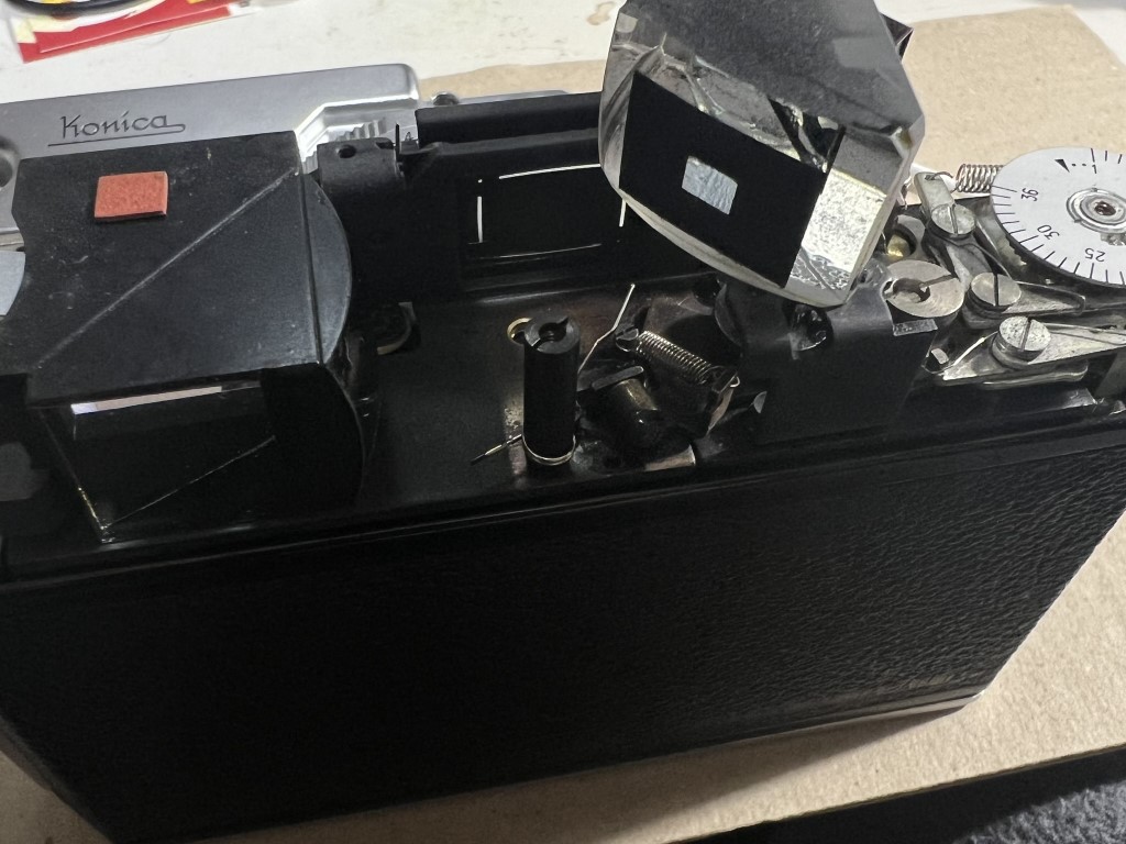 生きてるファインダー！？超ゴージャスな1台を。 KONICAⅢA（コニカⅢA