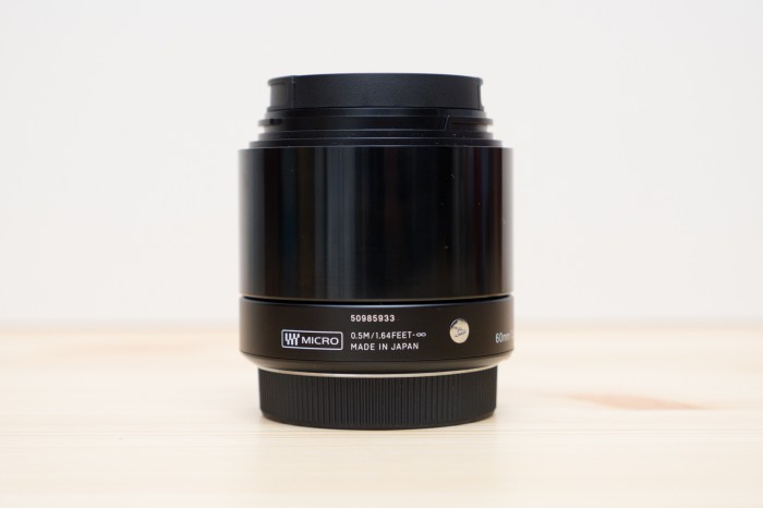 シグマ 60mm F2.8 DN マイクロフォーサーズ” レビュー。 外観を