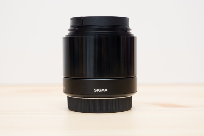 シグマ 60mm F2.8 DN マイクロフォーサーズ” レビュー。 外観を