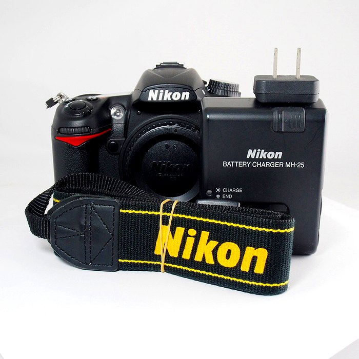 中古】(ニコン) Nikon D7000｜ナニワグループオンライン｜2221050082350